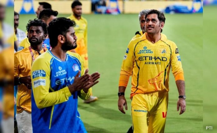ukcs5jeg_ms-dhoni_625x300_19_May.jpg