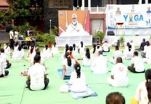 12वाँ अंतर्राष्ट्रीय योग दिवस कार्यक्रम लोकभवन में मना