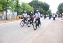 उप मुख्यमंत्री अरुण साव ने सायकल चलाकर फिट रहने और पर्यावरण संरक्षण का दिया संदेश