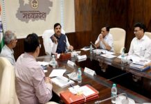 सार्वजनिक स्थलों पर सीसीटीवी और आवासों में ईको फ्रेंडली भवन निर्माण सामग्री के उपयोग को करें प्रोत्साहित : मुख्यमंत्री डॉ. यादव