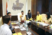 बुजुर्गों और असहाय लोगों का आदर करना हमारा धर्म : मुख्यमंत्री डॉ. यादव