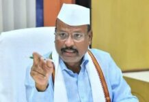 उद्धव गुट में जाने के संकेत देने वाले सत्तार का यू-टर्न, BJP से दूरी खत्म