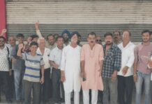 व्यापारियों का विरोध तेज, डिवाइडर निर्माण के खिलाफ बाजार रहा बंद