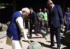 सेशेल्स में PM मोदी का भव्य स्वागत, राष्ट्रपति पैट्रिक के साथ पिया नारियल पानी, कछुओं को खिलाईं पत्तियां