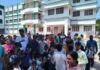 ‘बच्चों के भविष्य से खिलवाड़ नहीं चलेगा’, हिंदी मीडियम बंद करने पर नाराजगी