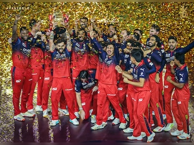 dcrh95ps_rcb-champion-xrcbtweets.jpg