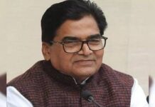 तृणमूल कांग्रेस में सियासी हलचल तेज, सांसदों के विद्रोह पर रामगोपाल यादव का तीखा बयान