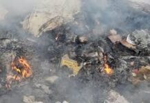 DEO ने मामले की सफाई दी, मुरैना में दस्तावेज जलाने पर लोगों ने जताई नाराजगी