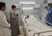 भारत की राजदूत ने कुवैत हमले के घायल नागरिकों से की मुलाकात