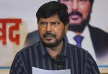 क्या विपक्ष में एक और दरार? AAP सांसदों को लेकर अटकलें तेज