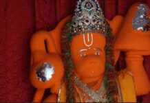 घर पर सुंदरकांड का पाठ करते समय ना करें ये गलतियां? दिशाओं के साथ जानें संपूर्ण विधि, नियम और महत्व