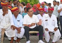 मुख्यमंत्री ने नागौर के तिलानेश गांव में किया प्रात: भ्रमण