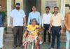 उप मुख्यमंत्री विजय शर्मा की पहल से दिव्यांग समझराम साहू को मिली बैटरी चलित मोटराइज्ड ट्रायसायकल