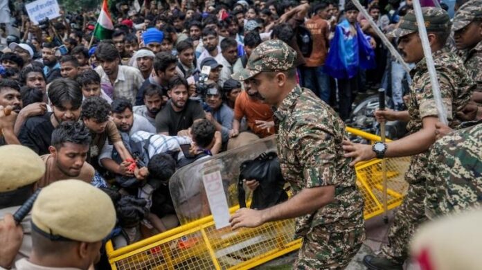6a5dc76eba105-cjp-protest-live-2.jpg