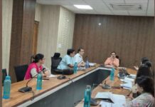 चतुर्वेदी ने आयोग की प्रक्रियाधीन रिपोर्ट की प्रगति की समीक्षा की