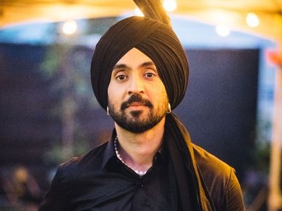Diljit-Dosanjh-backstage-Coachel.jpg