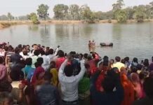 मगरमच्छ गंगाराम की अनोखी कहानी, जिसकी मौत पर पूरा गांव रो पड़ा