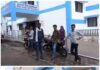 स्वास्थ्य सेवाओं पर बड़ा सवाल: एम्बुलेंस के इंतजार में महिला ने वाहन में दिया बच्ची को जन्म, नवजात की मौत