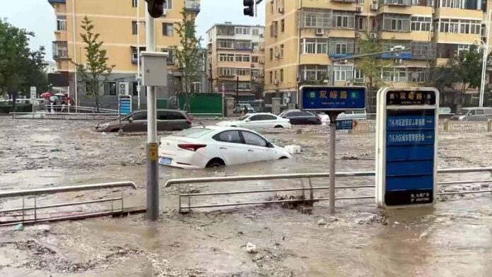 china_beijing_flood_rt_1-sixteen.jpg
