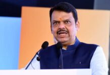 फडणवीस-NCP की गुप्त बैठक से बढ़ी अटकलें, सुनेत्रा पवार को नहीं लगी भनक?