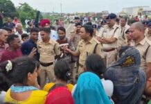 चार घंटे ठप रहा NH-49, अब पुलिस की कार्रवाई; 5 नामजद समेत कई ग्रामीणों पर मुकदमा