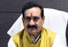 दतिया सीट पर बीजेपी की तैयारी तेज, नरोत्तम मिश्रा के नामांकन खरीदने से अटकलें बढ़ीं