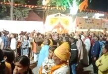 धार भोजशाला में शांति के बीच अदा हुई नमाज, भारी पुलिस बल रहा तैनात