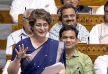 प्रोफेसर वी. कामाकोटी पर सियासी विवाद, प्रियंका गांधी की टिप्पणी से मचा बवाल