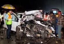 रफ्तार बनी काल! मैहर में ट्रक में पीछे से घुसी एक्सयूवी, पांच की दर्दनाक मौत