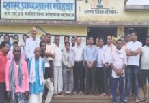 ग्रामीणों की चेतावनी पर जागा प्रशासन, बातचीत से फिलहाल टला धरना