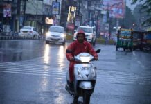 एमपी में मेहरबान मानसून, 60 घंटे से जारी बारिश; 17 जिलों में अलर्ट