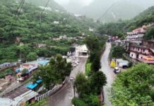 जम्मू-कश्मीर में बारिश का कहर, 32 लोगों की मौत; मचैल यात्रा पर लगी रोक