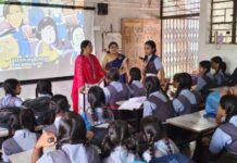 चाइल्ड हेल्पलाइन 1098 से बच्चों को अधिकार और सुरक्षा की जानकारी, विद्यालयों में निरंतर जागरूकता अभियान