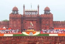 लाल किले पर स्वतंत्रता दिवस समारोह में जाना है तो ध्यान दें, इन चीजों को घर पर ही छोड़ें