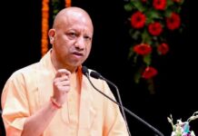 जमाखोरी पर योगी सरकार का शिकंजा, डीएम करेंगे चीनी गोदामों का सत्यापन