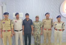 मुंबई में पकड़ा गया पुलिस का वांछित पूर्व नक्सली, इंसास राइफल और कारतूस मिलने से हड़कंप