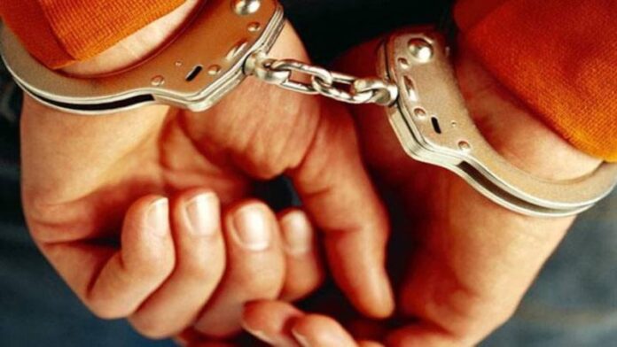 arrested-s_650_082215034434.jpg