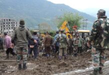 लैंडस्लाइड और बाढ़ से अरुणाचल में बिगड़े हालात, चार लोगों की मौत; सेना के जवान लापता