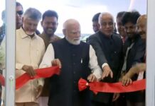 भव्य स्वागत और सांस्कृतिक रंगारंग कार्यक्रमों के बीच पीएम मोदी ने किया एयरपोर्ट का उद्घाटन