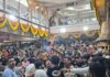 महाकाल मंदिर के नंदी हॉल में बवाल, कांवड़ियों ने तोड़े बैरिकेड