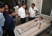 छात्रों से भरी बस हादसे का शिकार, टक्कर में छात्रा समेत 19 लोग घायल