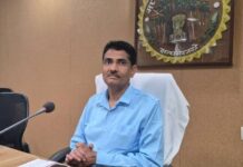 12 साल की तन्हाई के बाद मदद की अपील, दिव्यांग ने कलेक्टर से मांगा जीवनसाथी