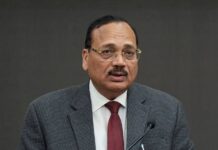 CJI सूर्यकांत ने ‘कॉकरोच’ टिप्पणी पर जताई नाराजगी, युवाओं को गुमराह करने की कोशिश का आरोप