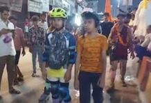 कांवड़ यात्रा में दिखा अनोखा अंदाज, स्केटिंग करते निकले भाई-बहन