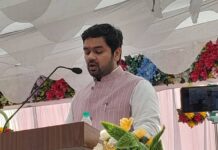 मायावती के बयान के बाद यूकेश सिंह चर्चा में, पिता की विरासत संभालने के मिले संकेत
