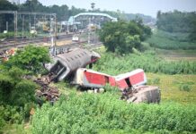 Railway Safety पर CAG की चिंता, 20 हजार से ज्यादा परियोजनाएं अधूरी