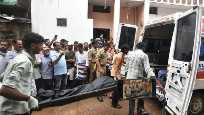 prayagraj-triple-murder_e807d333.jpg