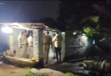 अनाज की आड़ में शराब तस्करी का खेल, गेहूं के बीच मिली अवैध शराब