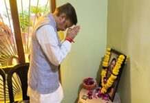 उप मुख्यमंत्री शुक्ल ने बनखेड़ी पहुंचकर स्वर्गीय गोहल को अर्पित की श्रद्धांजलि