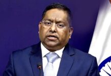 LAC पर चीन से बातचीत जारी, एफिल टावर विवाद पर विदेश मंत्रालय ने साफ किया रुख
